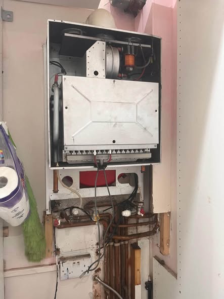 Boiler installation and surrounding pipework pictured in an L2R Facebook post